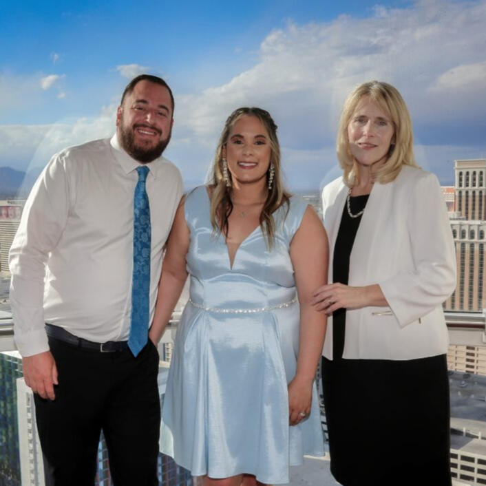 Simple Vegas Elopements Vegas Elopement Ceremony