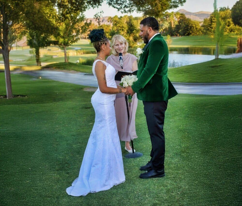 Micro wedding ceremony at Country Club